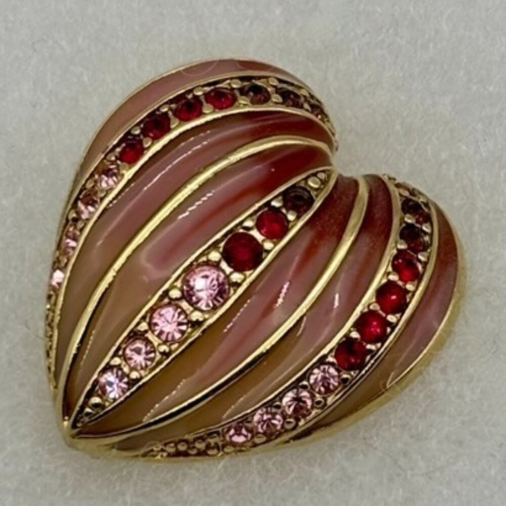 Vintage Monet Heart Shaped Pin Brooch Pin, Enamel With Pink and Ruby Rhinestones - Picture 2 of 10